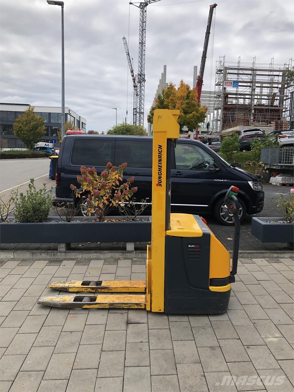 Jungheinrich EJC16 Самоходни товарачи
