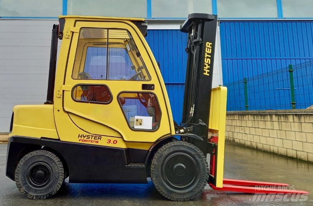 Hyster H 30 FT Дизелови камиони