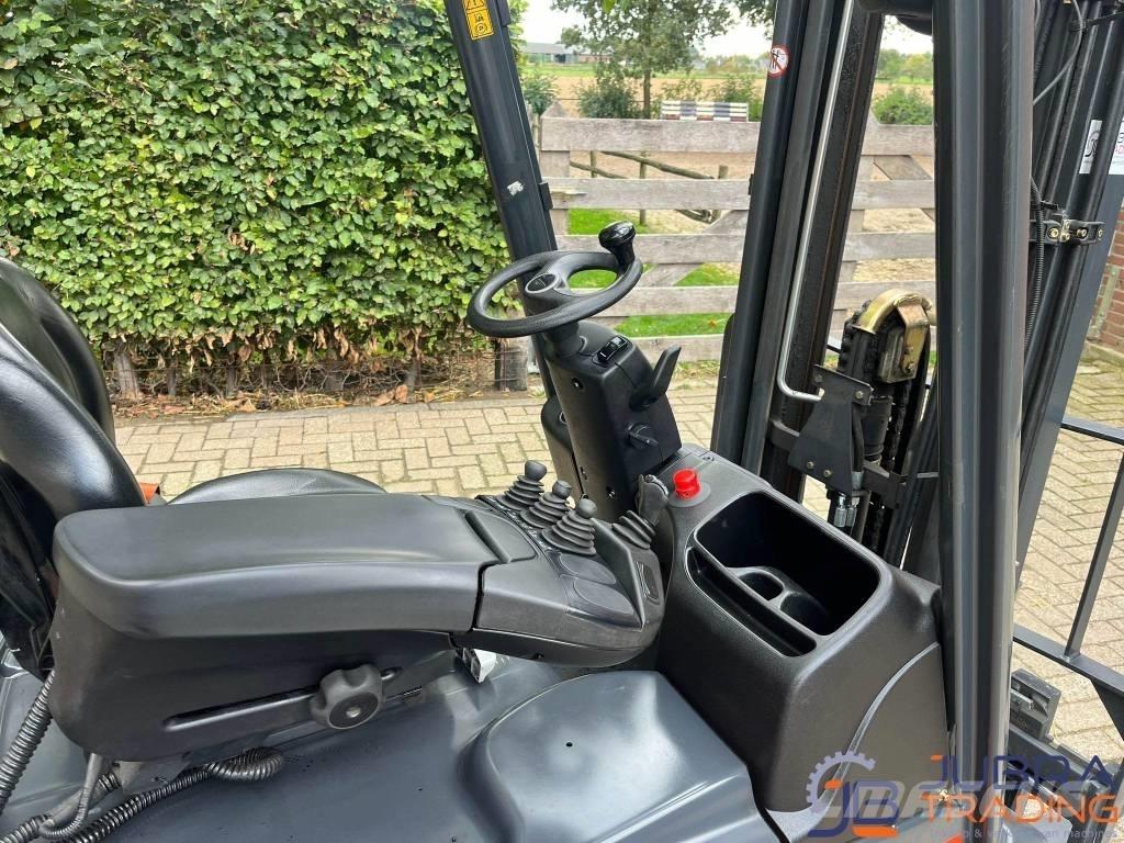 Linde E14-02 Електрически вилични кари-повдигачи