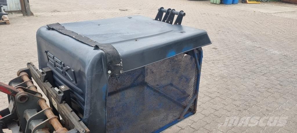 Iseki SXG Тракторни косачки