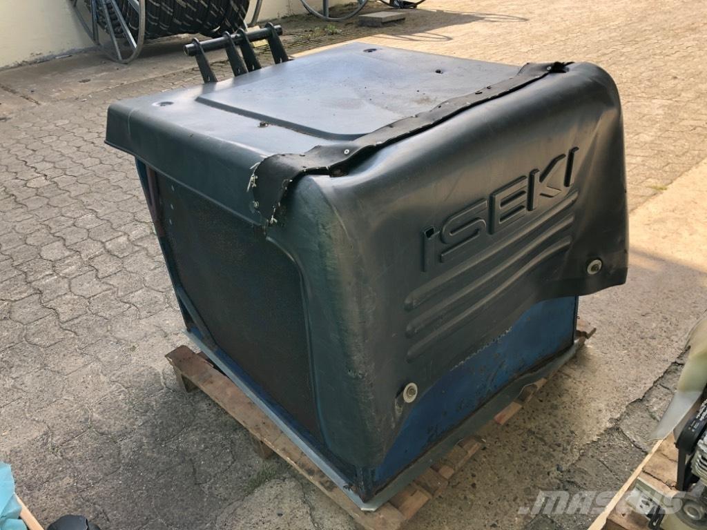 Iseki SXG Тракторни косачки