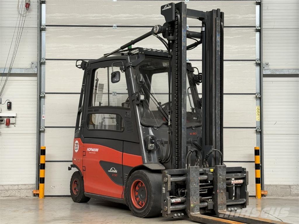 Linde E50HL-01 Електрически вилични кари-повдигачи