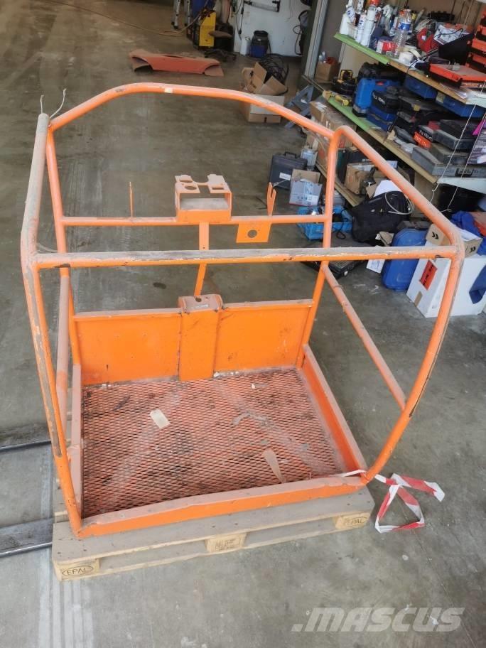 JLG Toucan 10 E Стрели и рамена
