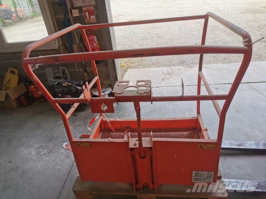 JLG Toucan 10 E Стрели и рамена
