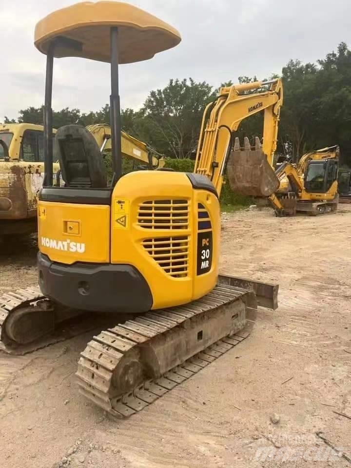 Komatsu PC 30 Верижен екскаватор