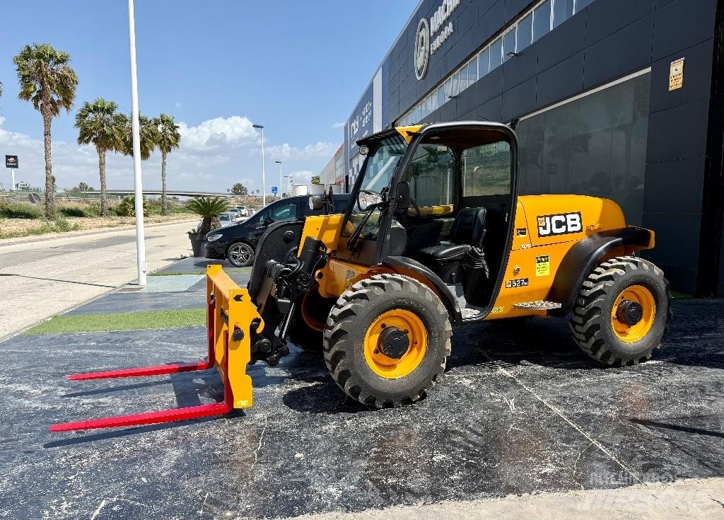 JCB 527-55 Телескопични товарачи