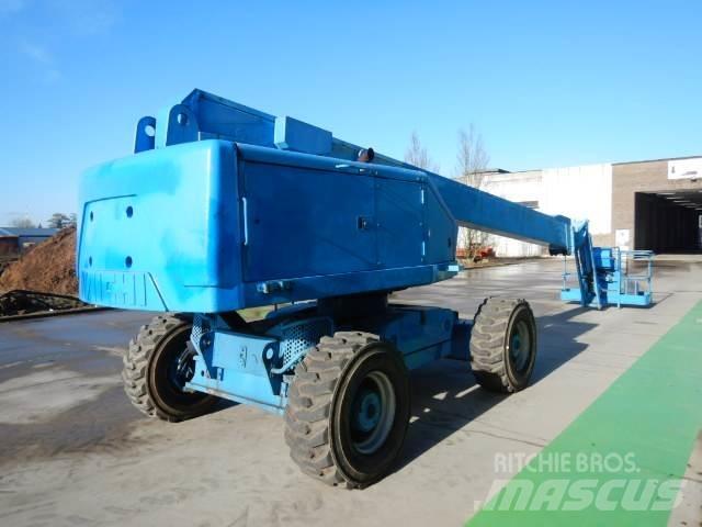 Aichi SP21AJ Телескопични повдигачи
