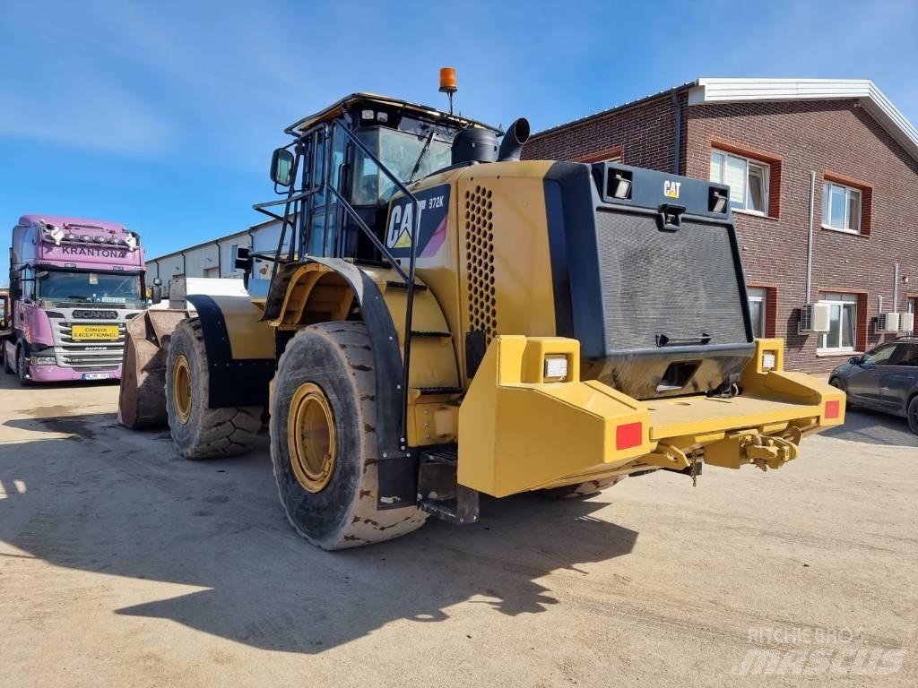 CAT 972 K Колесни товарачи