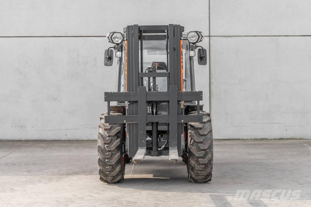 Ausa C 251 H x4 Дизелови камиони