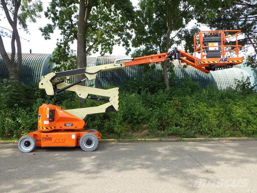 JLG E400AJPN Съчленени стрелови подемници