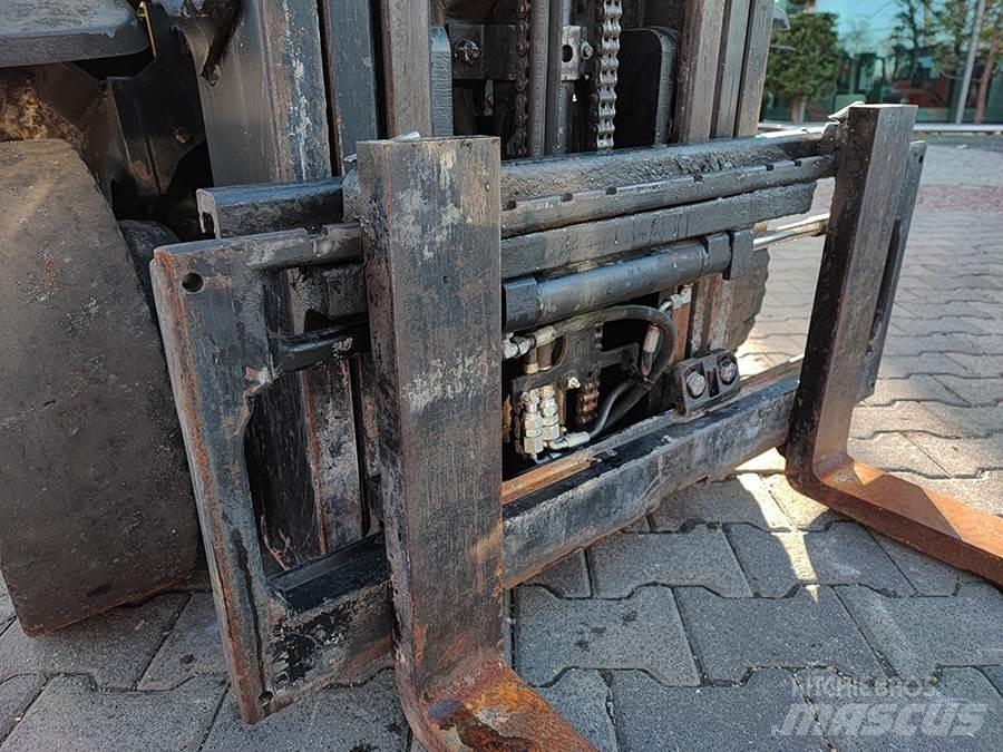 Hyster H2.5FT Дизелови камиони
