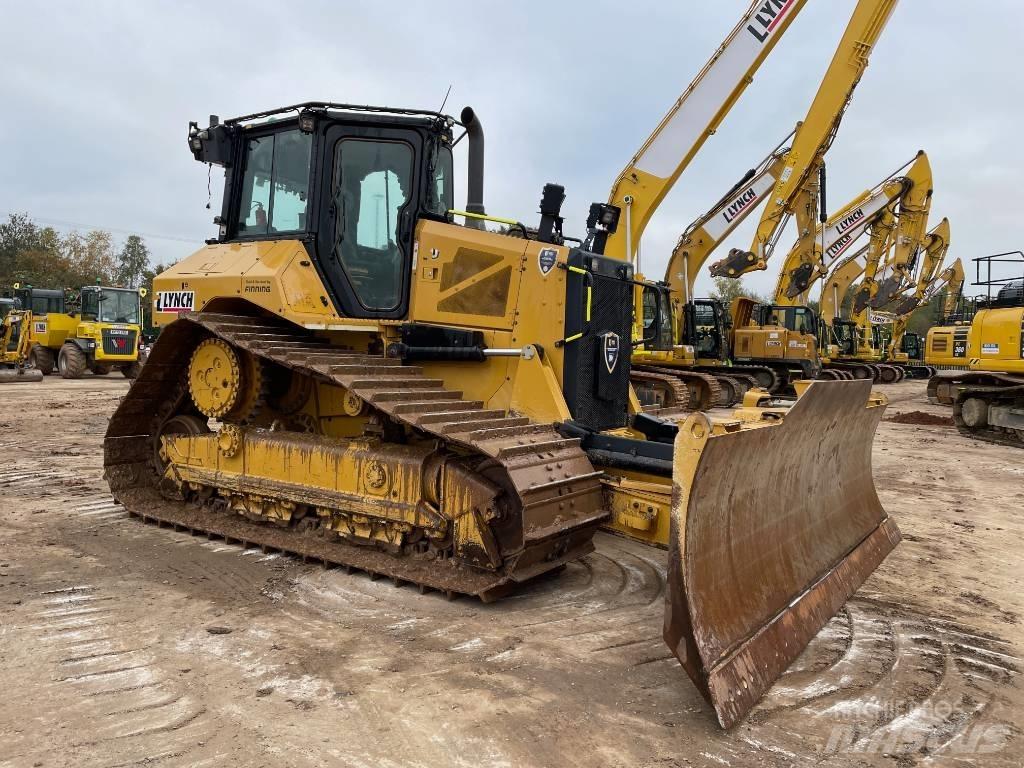 CAT D 5 Верижни булдозери
