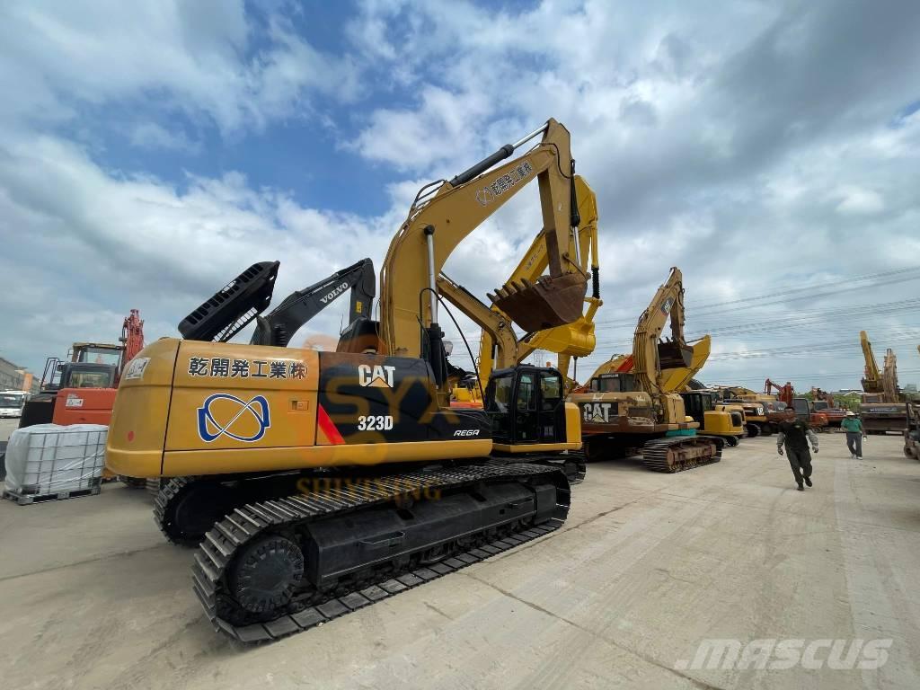CAT 323D Верижен екскаватор