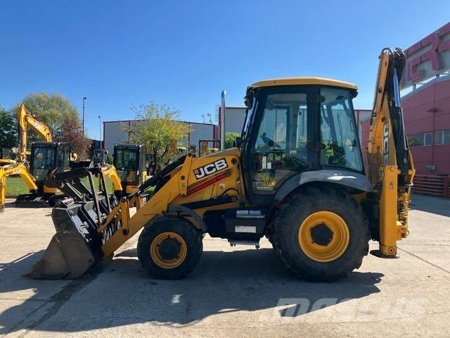 JCB 3 CX Товарач със заден ексватор