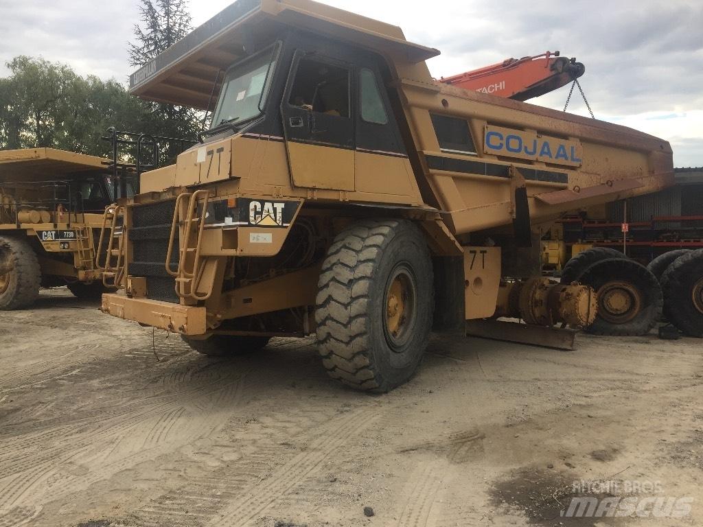 CAT 773E Твърди самосвали
