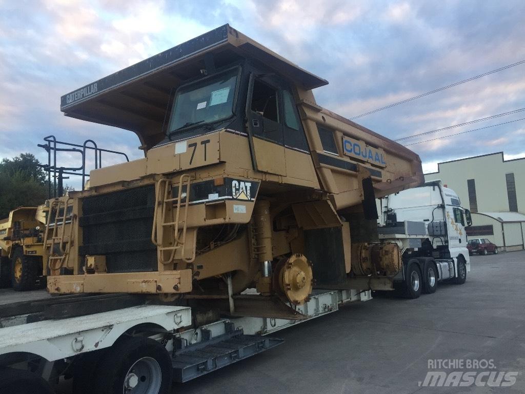 CAT 773E Твърди самосвали
