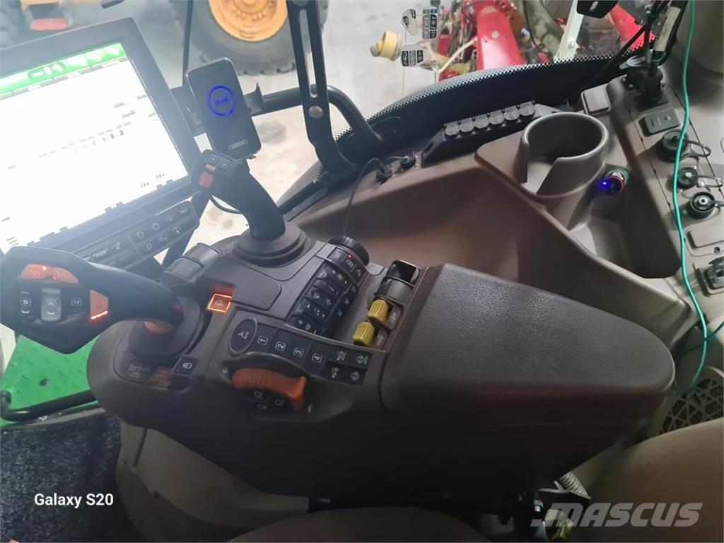John Deere 6R 230 Трактори
