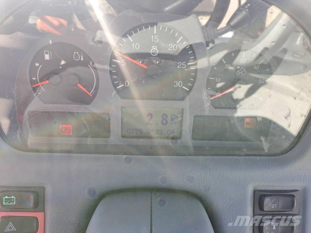 Valtra T 163 EV Трактори