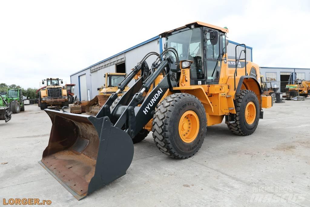 Hyundai HL 955 A Колесни товарачи