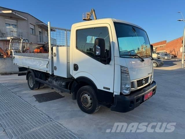 Nissan CABSTAR 35.14 Пикапи