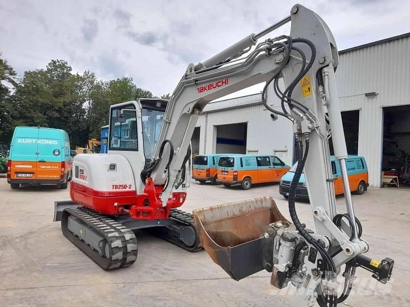 Takeuchi TB 250-2 Мини екскаватори < 7 т