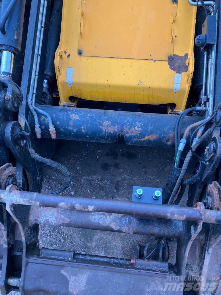 JCB 426 E HT Колесни товарачи