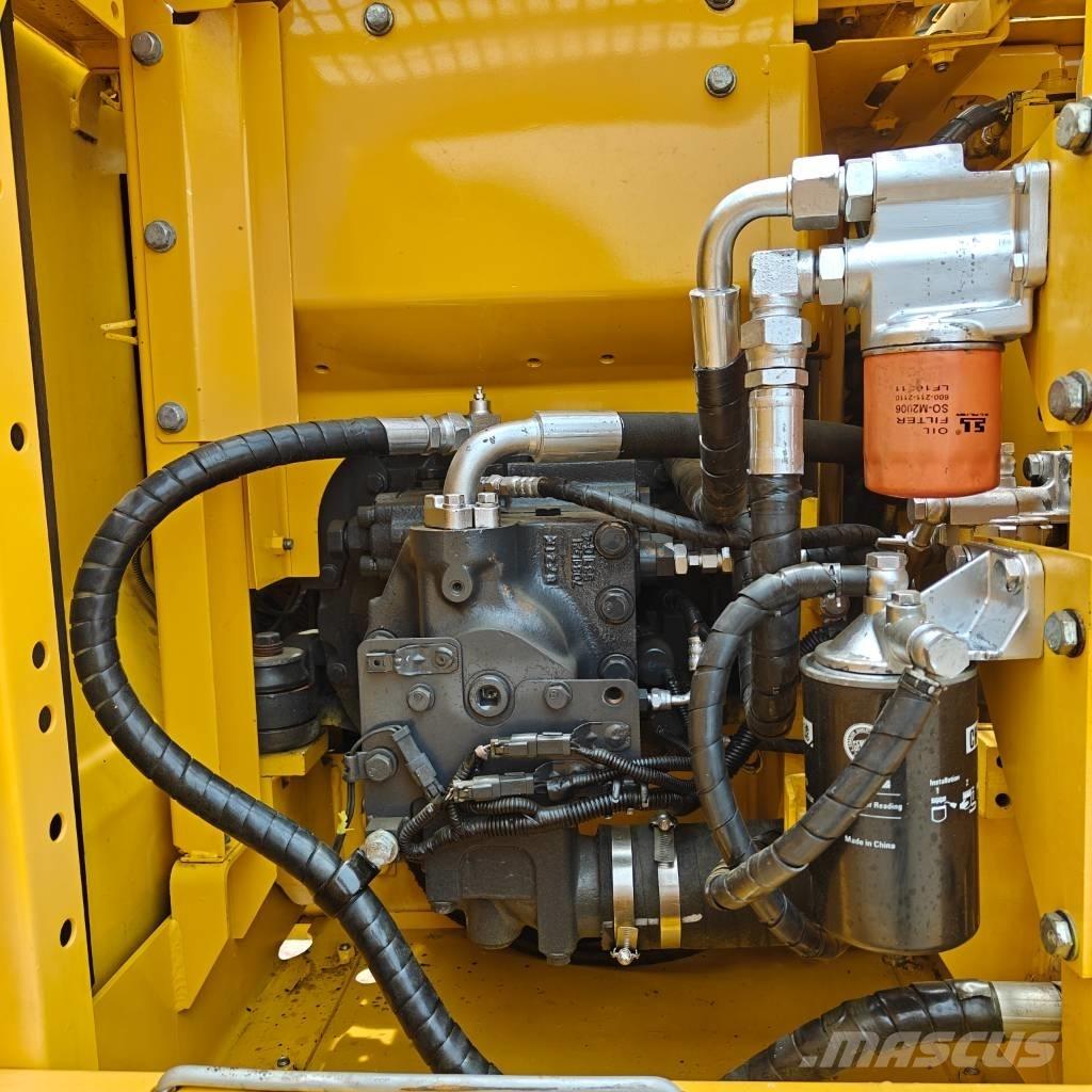 Komatsu 130-7 Верижен екскаватор
