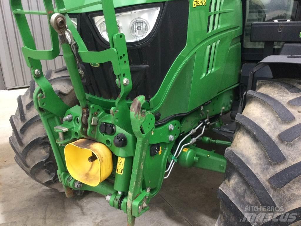 John Deere 6130R Трактори