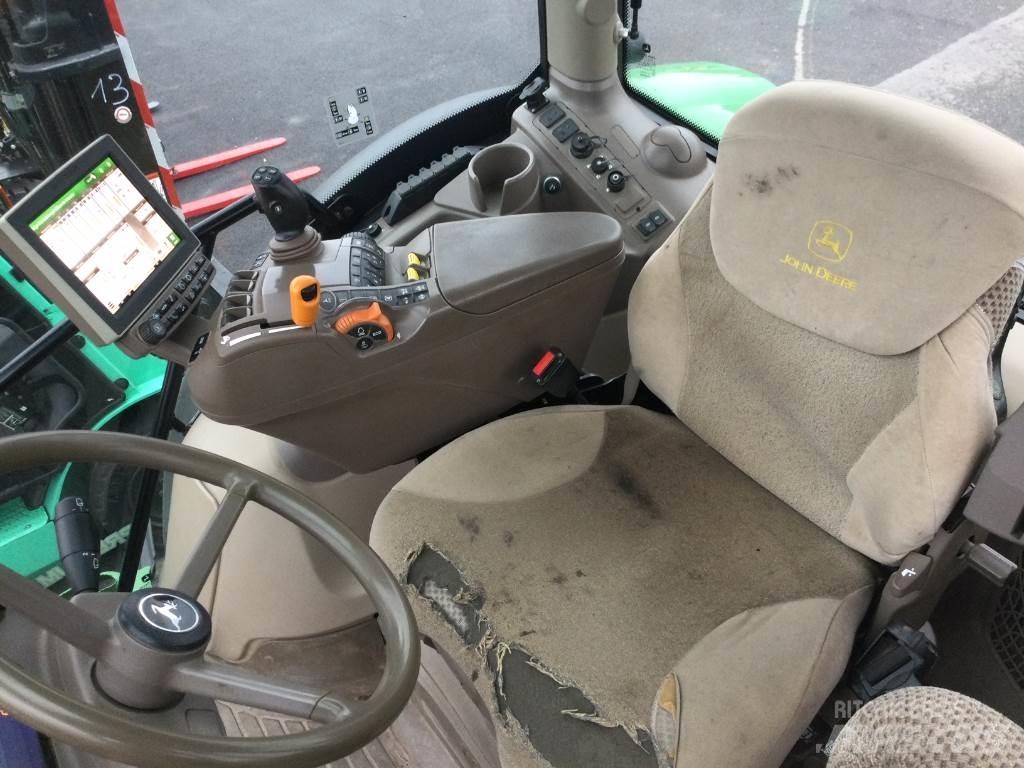 John Deere 6130R Трактори