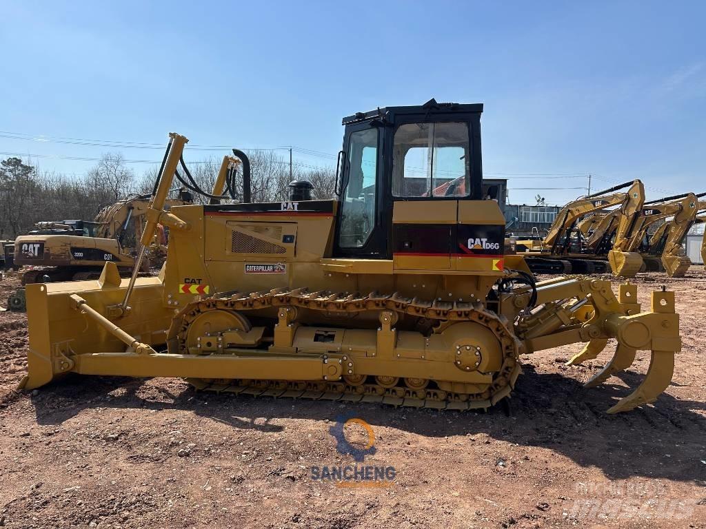 CAT D 6 G Верижни булдозери
