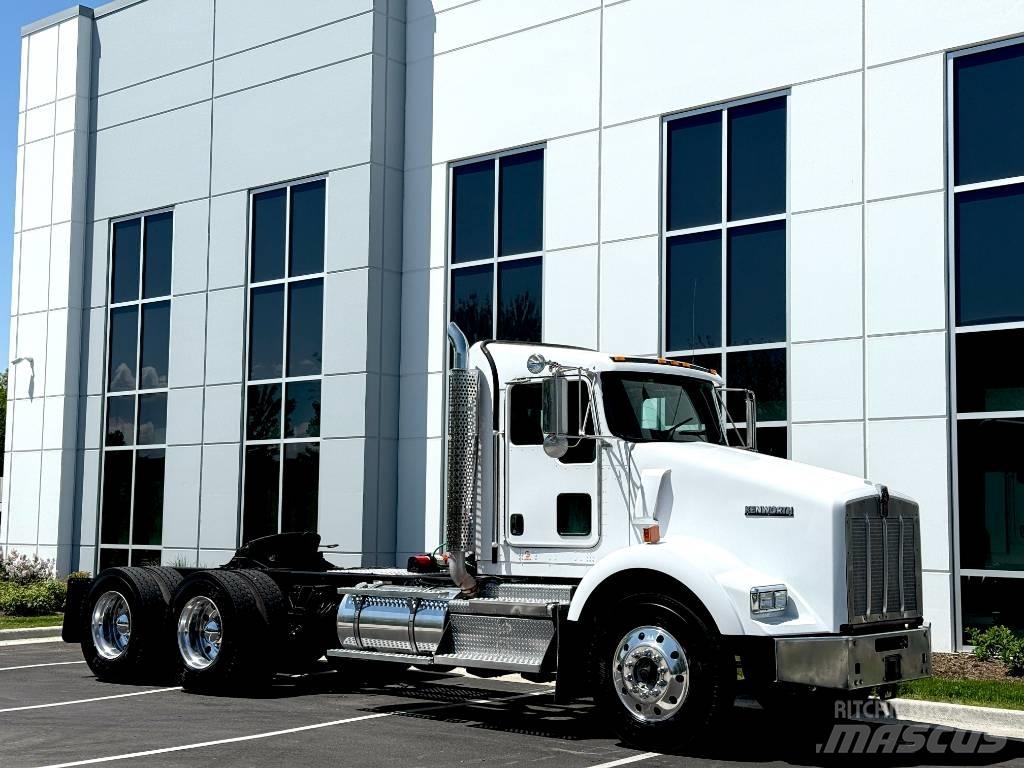 Kenworth T800 Влекачи