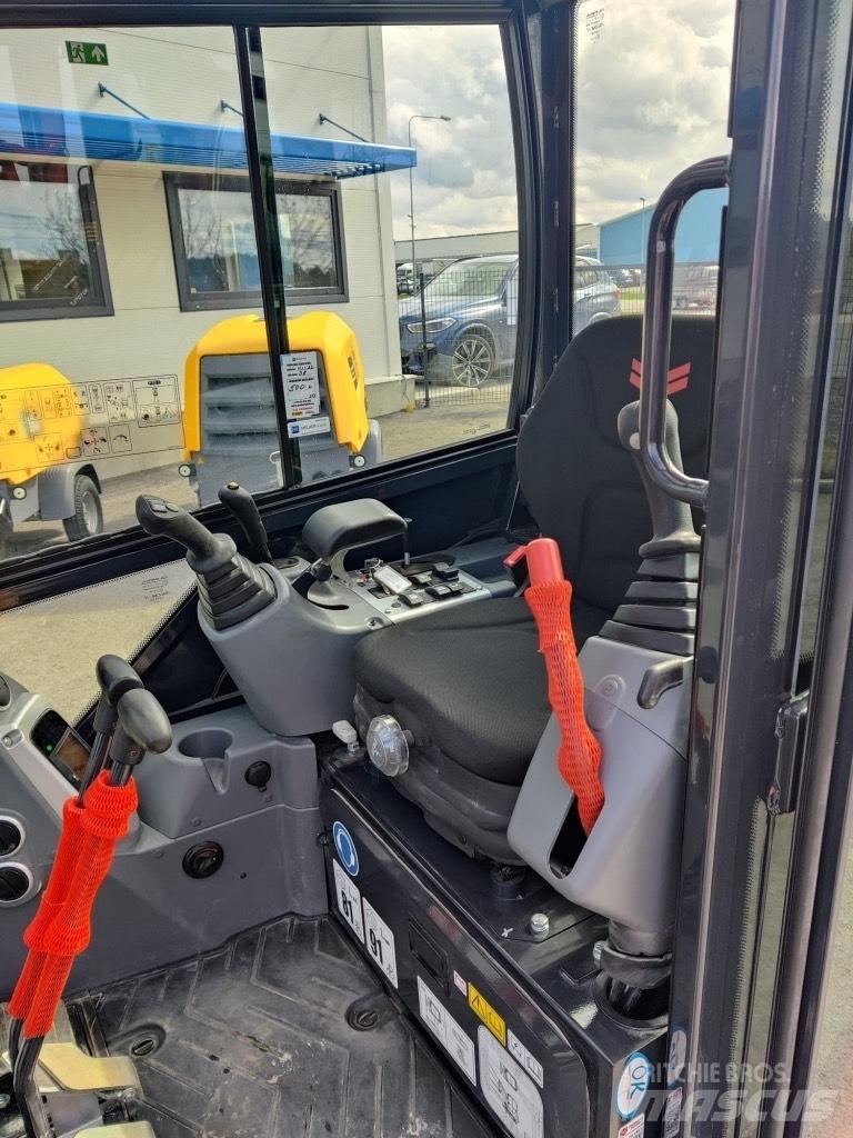 Yanmar SV17-VT Мини екскаватори < 7 т