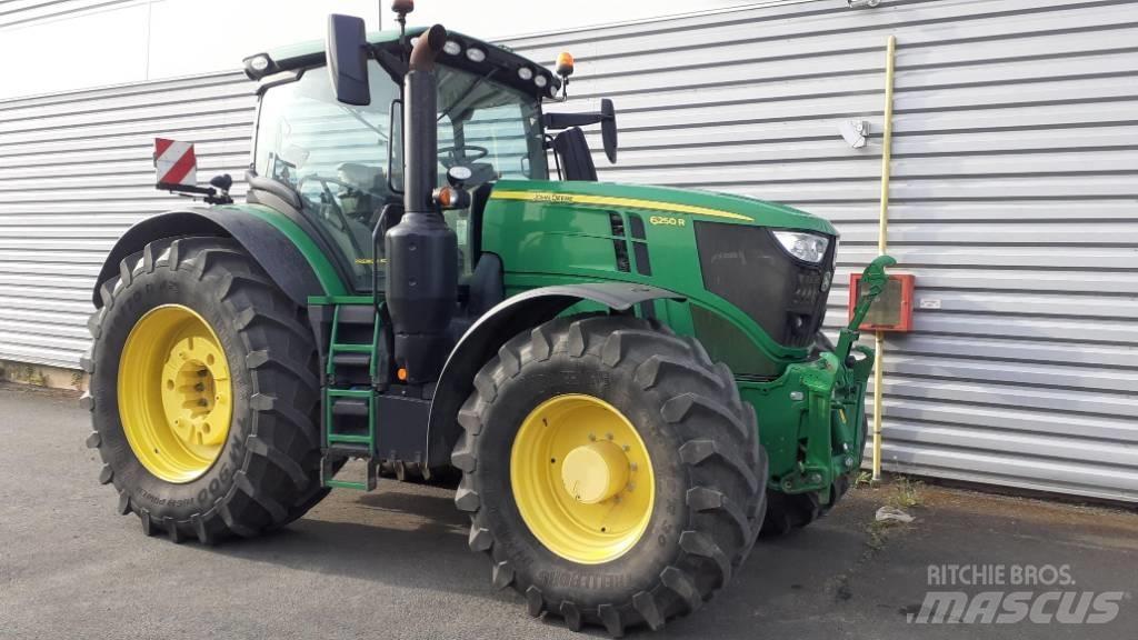 John Deere 6250 R Трактори