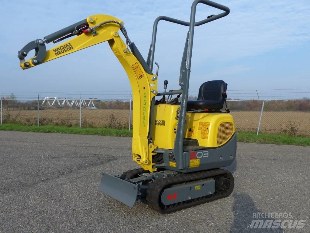 Wacker Neuson 803 Мини екскаватори < 7 т