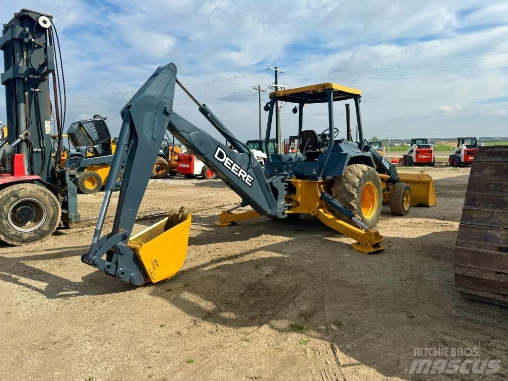 John Deere 410 B Товарач със заден ексватор