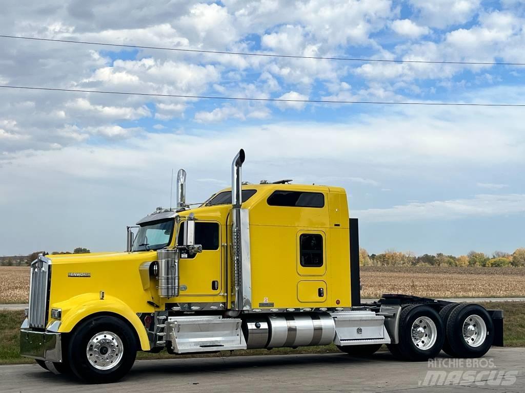 Kenworth W 900 Влекачи
