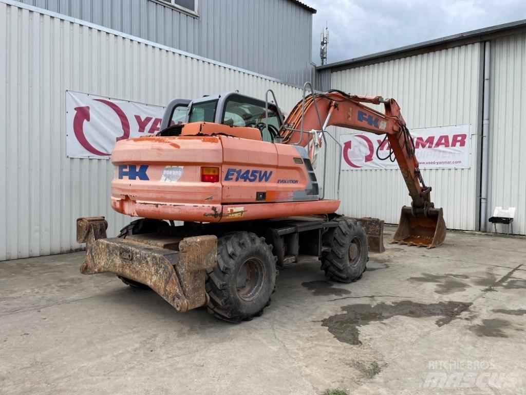 Kobelco E145W Колесни екскаватори