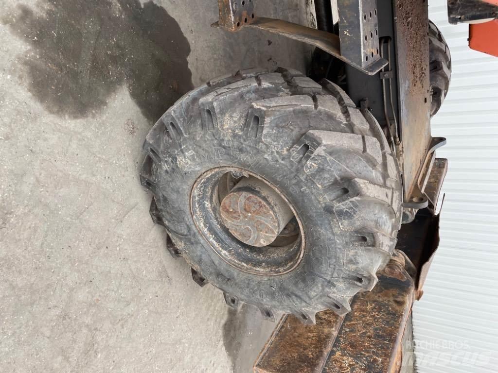 Kobelco E145W Колесни екскаватори