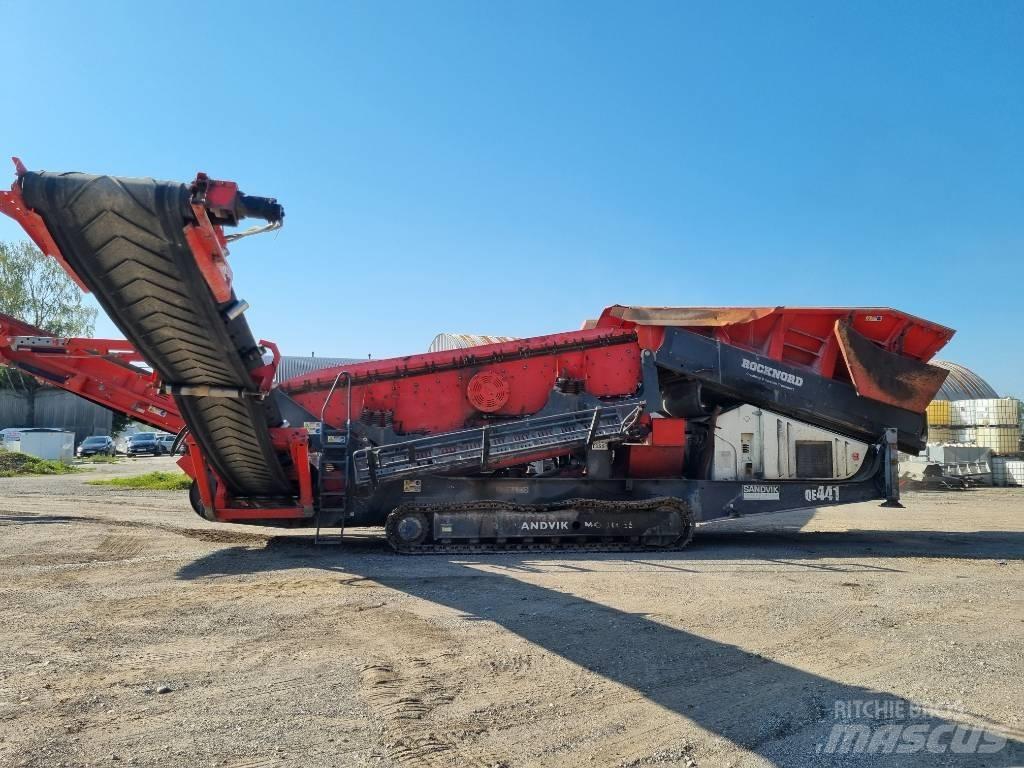 Sandvik QE 441 Мобилни скрийнери
