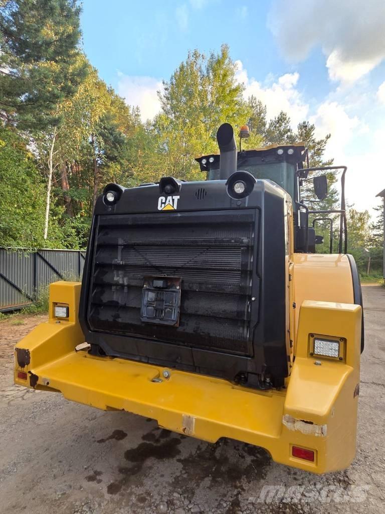 CAT 962 M Колесни товарачи