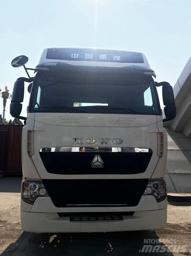 Sinotruk T7H Влекачи