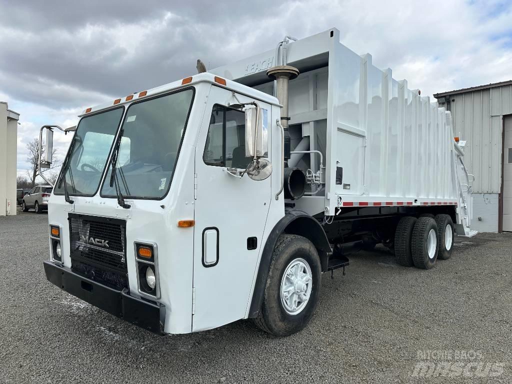 Mack LE613 Камиони за отпадъци