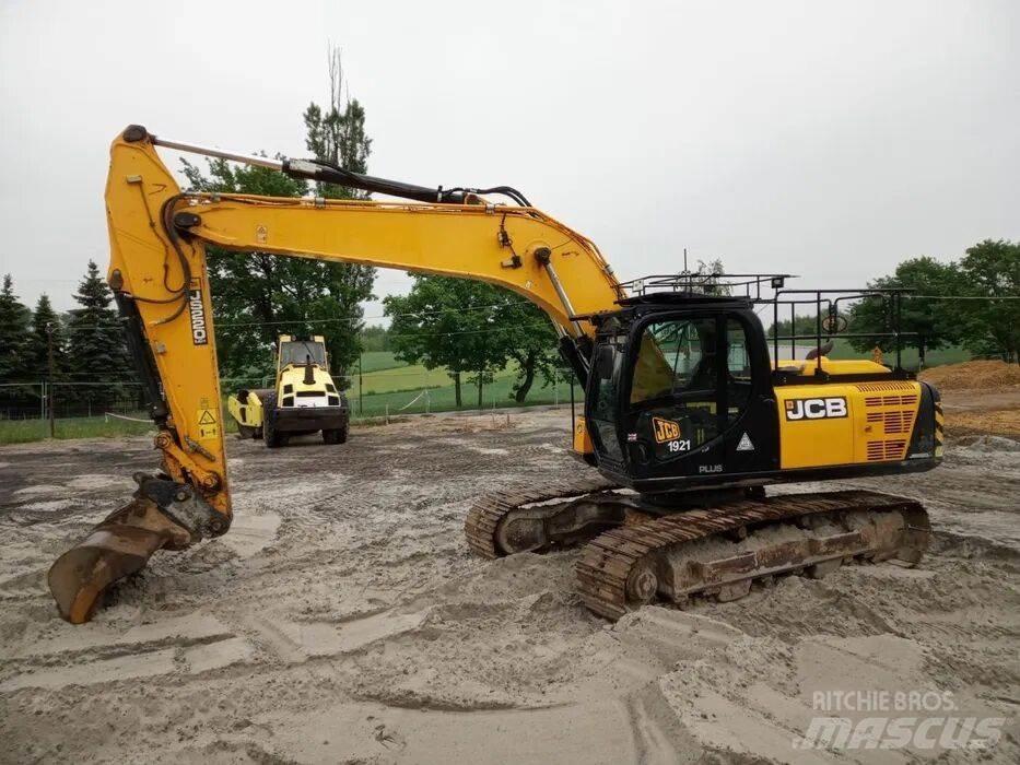 JCB JS220LC Верижен екскаватор