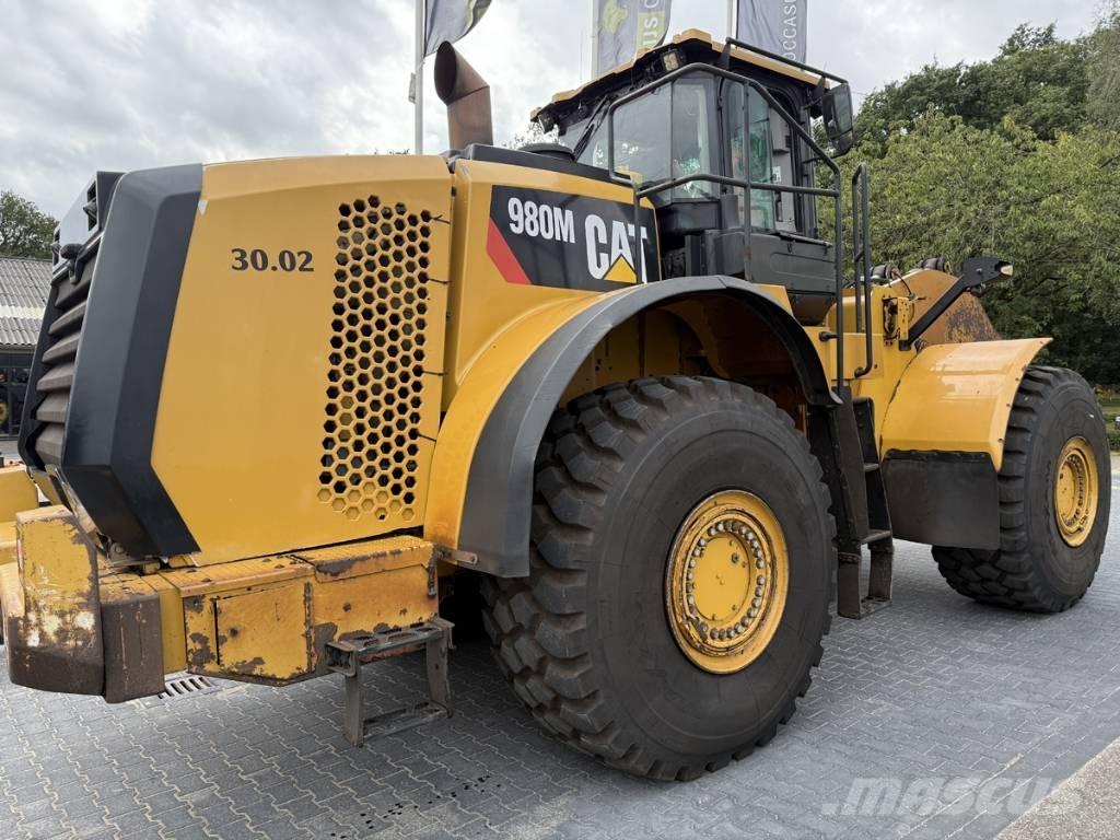 CAT 980M shovel + Bak Колесни товарачи