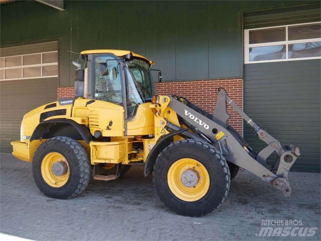 Volvo L45f Колесни товарачи