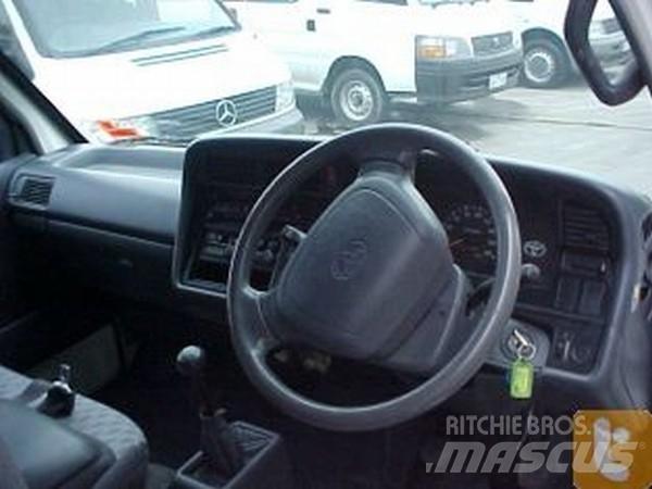 Toyota HIACE RZH103R Ванове за доставки