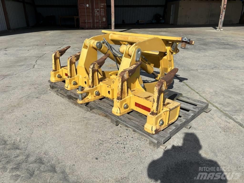 DEERE 770G Други компоненти