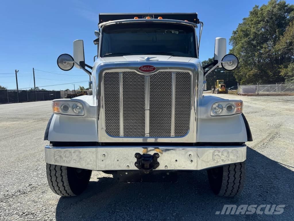 Peterbilt 567 Самосвал