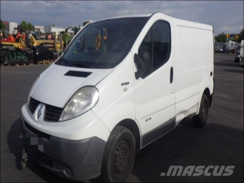 Renault Trafic 2 Фургони
