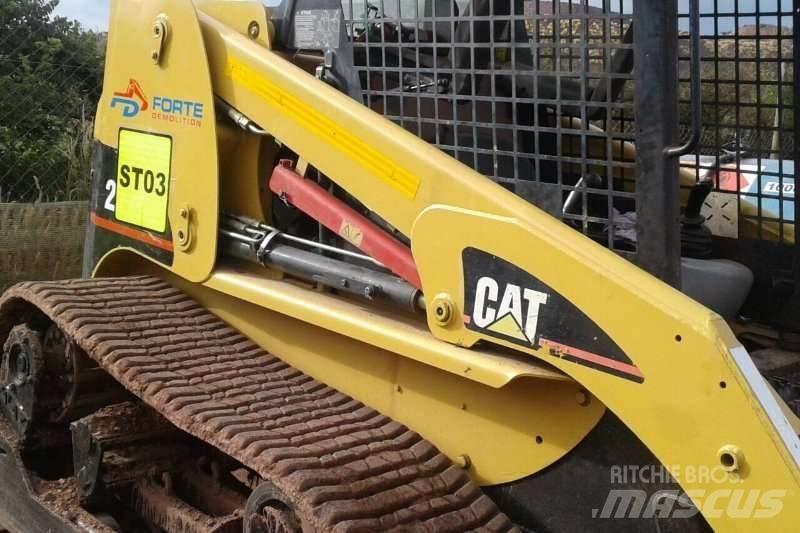 CAT Bobcat Други